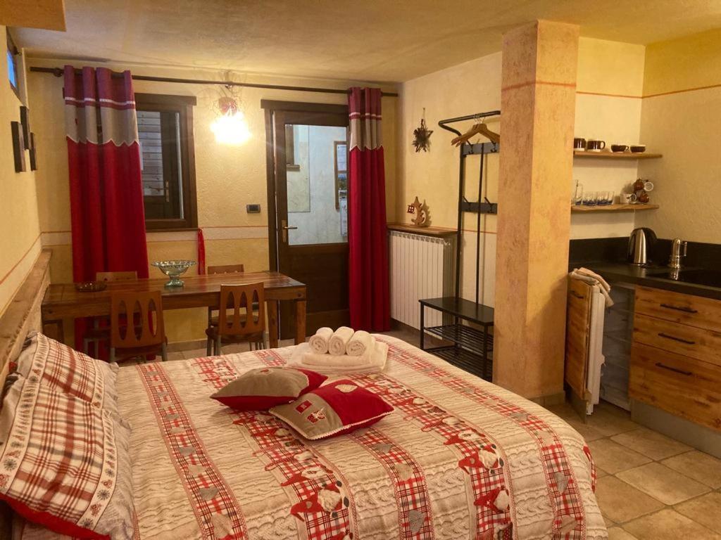 Baita Arianna Apartment Sestriere Luaran gambar