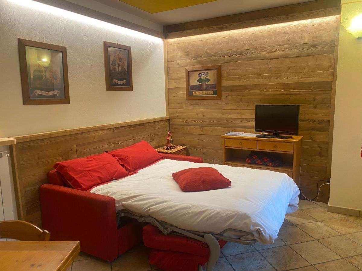 Baita Arianna Apartment Sestriere Luaran gambar